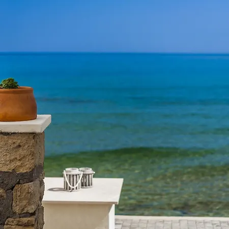 Riva Del Mare 레팀노